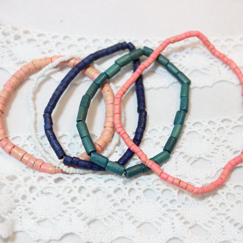 ❤️ 🧡 💛 Tropical Breeze Set of 4 Stretch Bracelets & 1 Matching Ankle Bracelet
